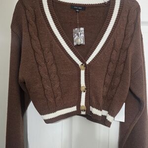 Love Tree Brown Cable-Knit V-Neck Crop Cardigan with Cream Trim